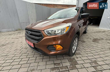 Позашляховик / Кросовер Ford Escape 2016 в Рівному
