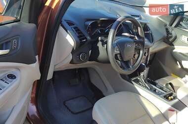 Внедорожник / Кроссовер Ford Escape 2017 в 