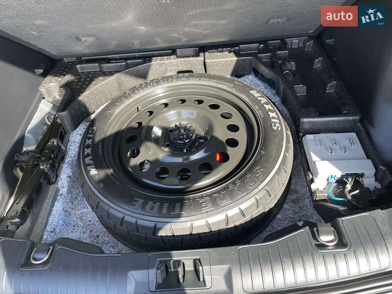 Внедорожник / Кроссовер Ford Escape 2023 в Киеве