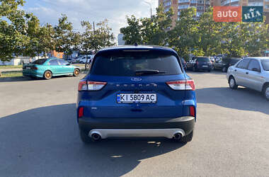 Внедорожник / Кроссовер Ford Escape 2021 в 