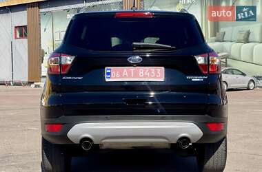 Внедорожник / Кроссовер Ford Escape 2017 в 