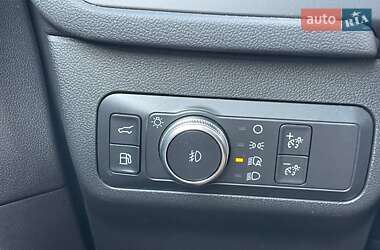 Внедорожник / Кроссовер Ford Escape 2020 в 