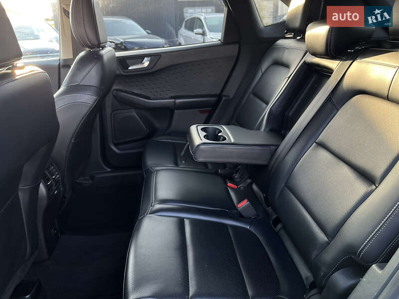 Позашляховик / Кросовер Ford Escape 2019 в Львові