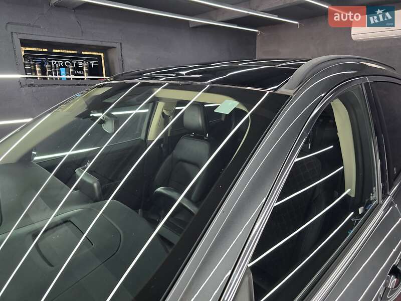 Позашляховик / Кросовер Ford Escape 2019 в Косові