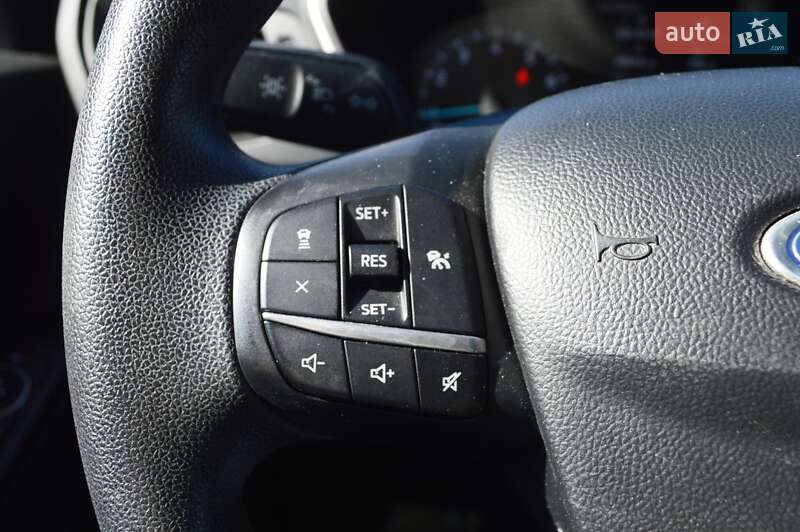 Внедорожник / Кроссовер Ford Escape 2020 в Одессе