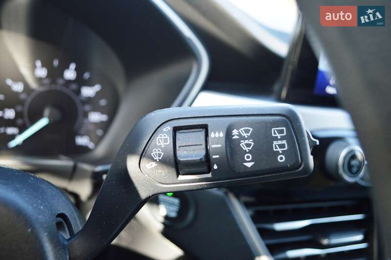 Внедорожник / Кроссовер Ford Escape 2020 в Одессе