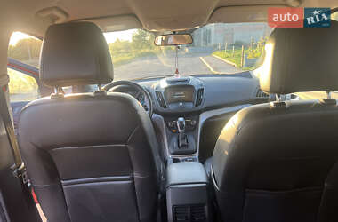 Внедорожник / Кроссовер Ford Escape 2015 в 
