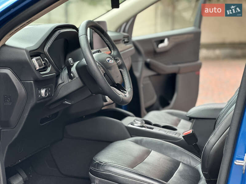 Внедорожник / Кроссовер Ford Escape 2020 в Ивано-Франковске