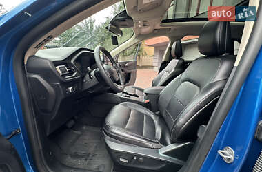 Внедорожник / Кроссовер Ford Escape 2020 в 