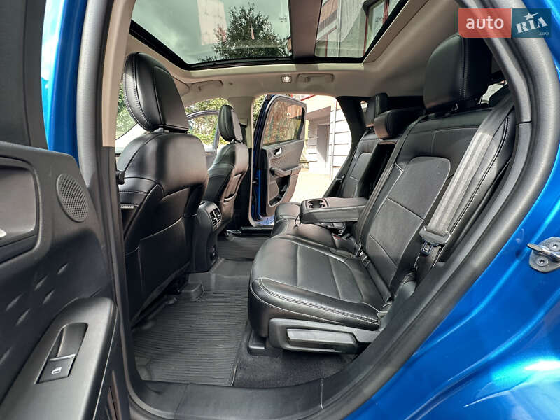Внедорожник / Кроссовер Ford Escape 2020 в Ивано-Франковске