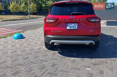 Внедорожник / Кроссовер Ford Escape 2023 в 