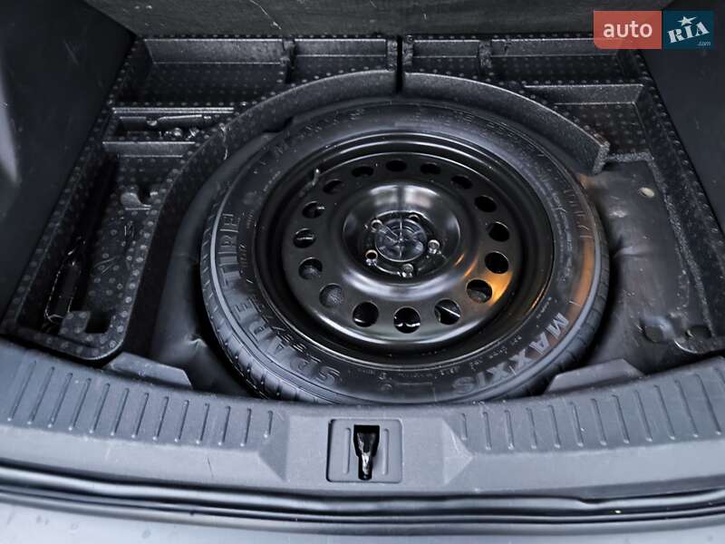 Внедорожник / Кроссовер Ford Escape 2012 в Чернигове