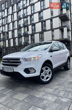 Внедорожник / Кроссовер Ford Escape 2018 в Львове