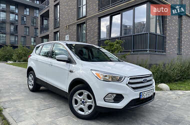 Позашляховик / Кросовер Ford Escape 2018 в Львові