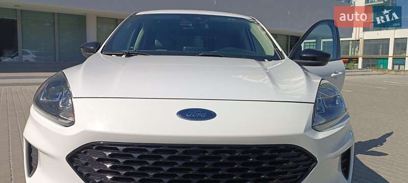 Внедорожник / Кроссовер Ford Escape 2020 в Львове