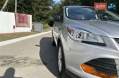 Внедорожник / Кроссовер Ford Escape 2015 в 