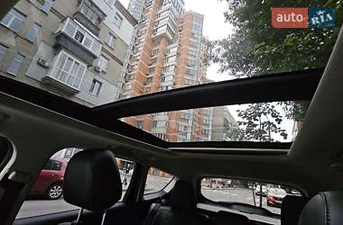 Внедорожник / Кроссовер Ford Escape 2017 в 