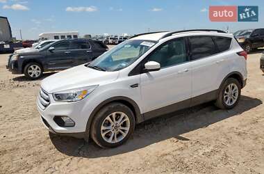 Внедорожник / Кроссовер Ford Escape 2019 в Полтаве