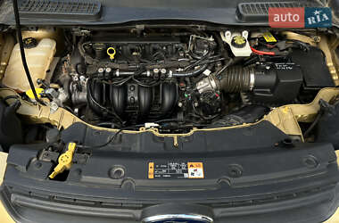 Внедорожник / Кроссовер Ford Escape 2014 в 