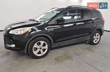 Внедорожник / Кроссовер Ford Escape 2015 в 