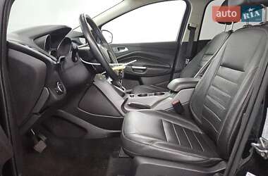 Внедорожник / Кроссовер Ford Escape 2015 в 