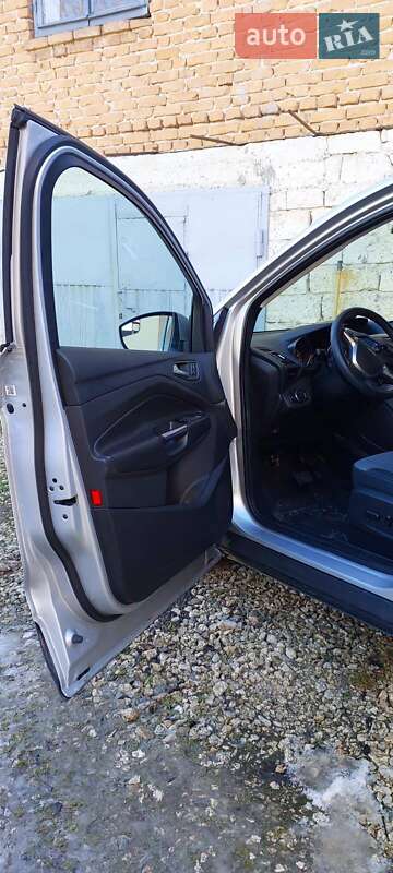 Внедорожник / Кроссовер Ford Escape 2014 в Тернополе