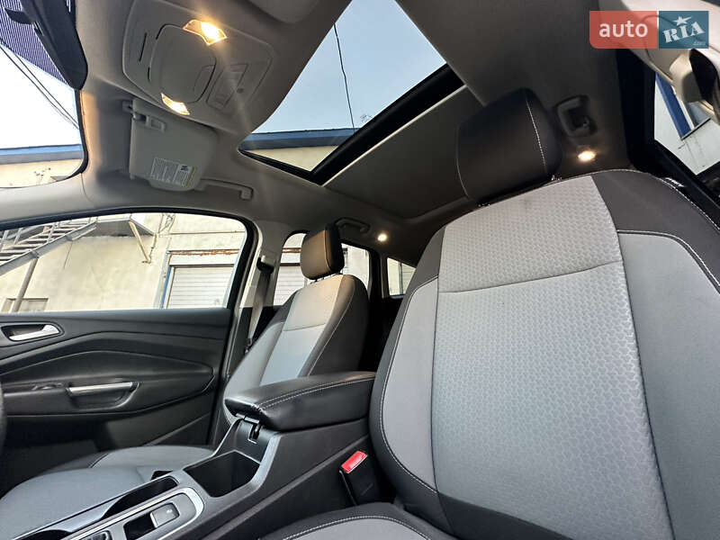 Внедорожник / Кроссовер Ford Escape 2018 в Виннице