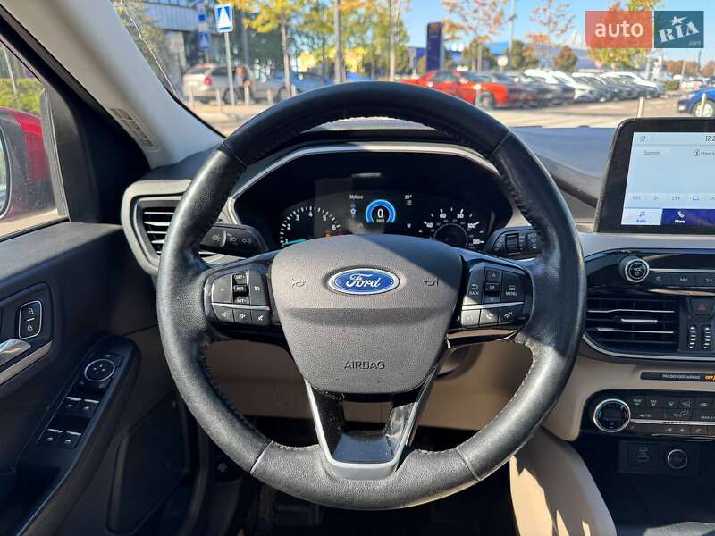 Внедорожник / Кроссовер Ford Escape 2021 в Киеве