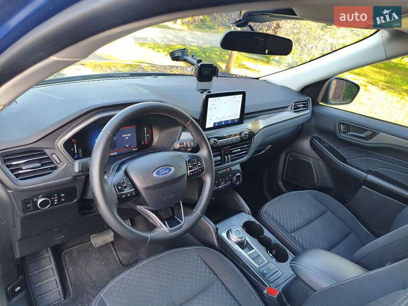 Внедорожник / Кроссовер Ford Escape 2023 в Запорожье