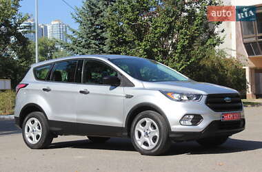 Внедорожник / Кроссовер Ford Escape 2018 в Днепре