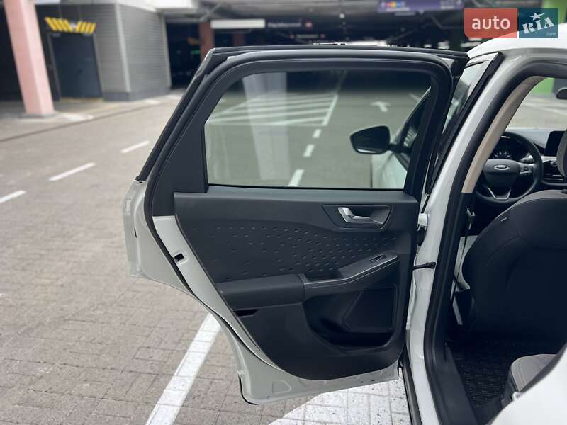 Внедорожник / Кроссовер Ford Escape 2020 в Киеве фото 36 Внедорожник / Кроссовер Ford Escape 2020 в Киеве