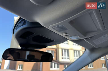 Внедорожник / Кроссовер Ford Escape 2021 в 