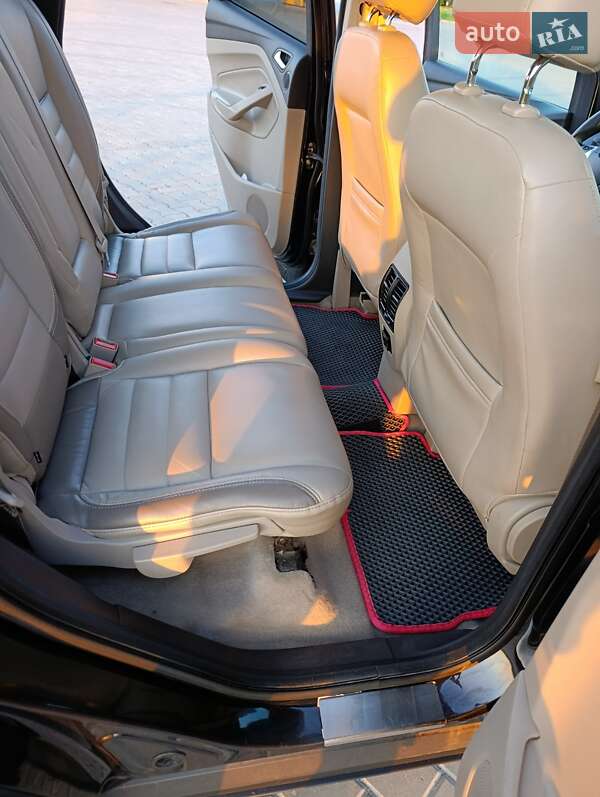 Внедорожник / Кроссовер Ford Escape 2012 в Горохове