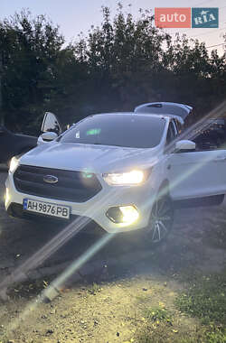 Внедорожник / Кроссовер Ford Escape 2018 в Славянске