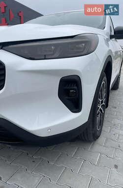 Позашляховик / Кросовер Ford Escape 2023 в Львові