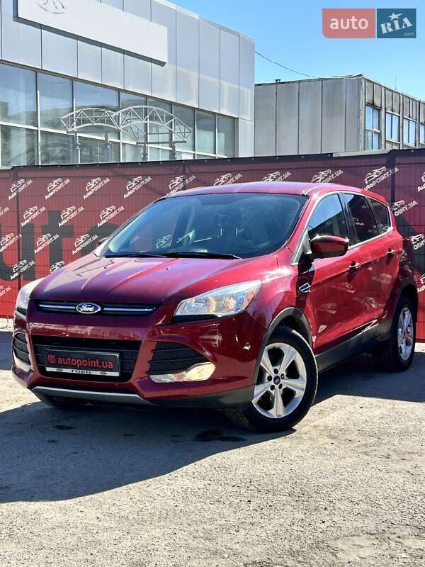 Внедорожник / Кроссовер Ford Escape 2015 в Сумах
