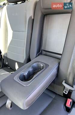 Внедорожник / Кроссовер Ford Escape 2015 в 