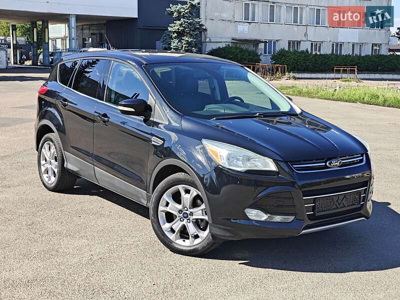 Внедорожник / Кроссовер Ford Escape 2014 в 
