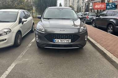 Внедорожник / Кроссовер Ford Escape 2021 в 