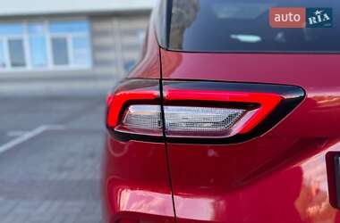 Внедорожник / Кроссовер Ford Escape 2023 в 