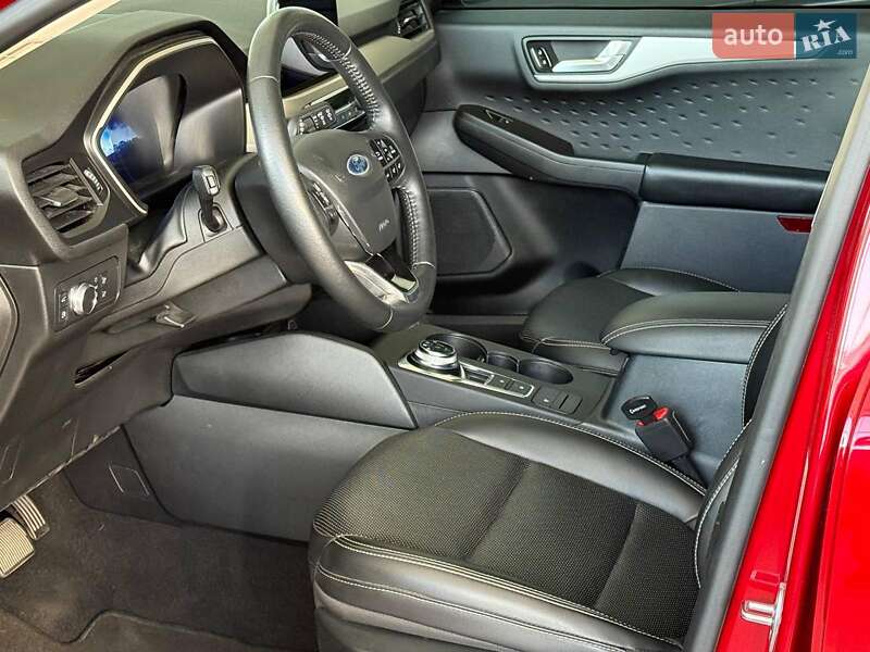 Внедорожник / Кроссовер Ford Escape 2020 в Одессе