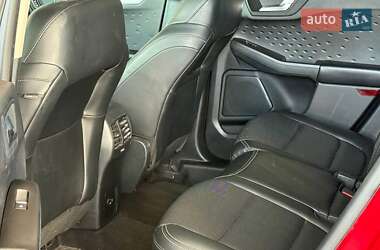 Внедорожник / Кроссовер Ford Escape 2020 в 