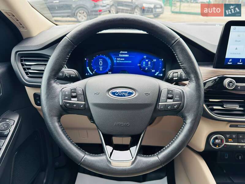 Внедорожник / Кроссовер Ford Escape 2020 в Львове
