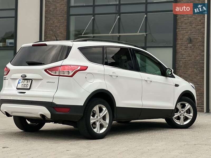 Внедорожник / Кроссовер Ford Escape 2014 в Тернополе