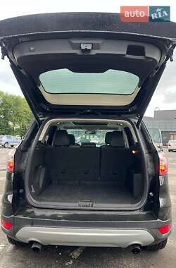 Внедорожник / Кроссовер Ford Escape 2018 в Львове