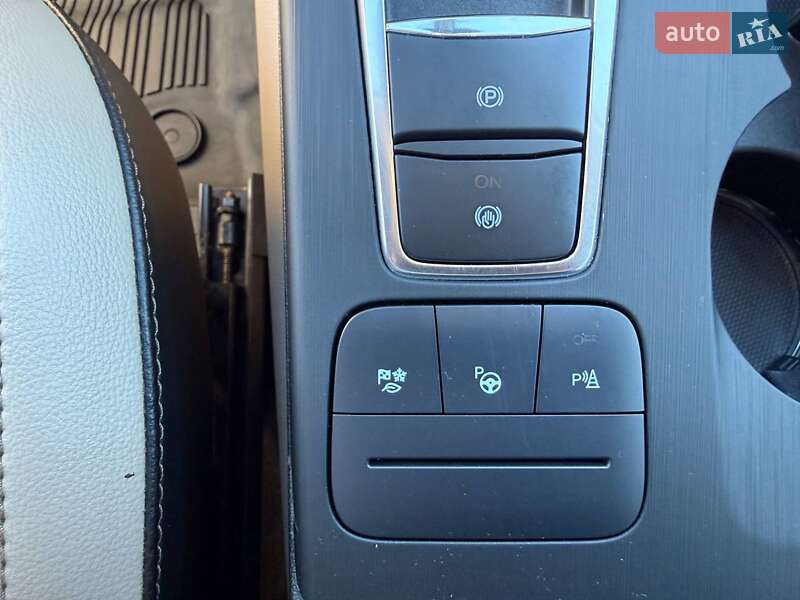 Внедорожник / Кроссовер Ford Escape 2020 в Киеве фото 22 Внедорожник / Кроссовер Ford Escape 2020 в Киеве