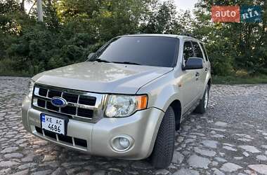 Внедорожник / Кроссовер Ford Escape 2011 в Карловке