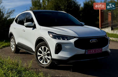 Позашляховик / Кросовер Ford Escape 2023 в Львові