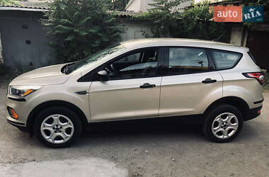 Позашляховик / Кросовер Ford Escape 2017 в Миколаєві