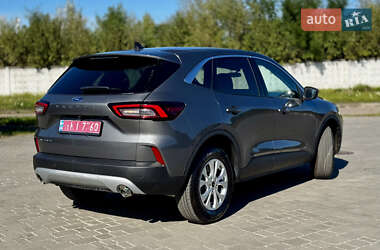 Внедорожник / Кроссовер Ford Escape 2024 в 